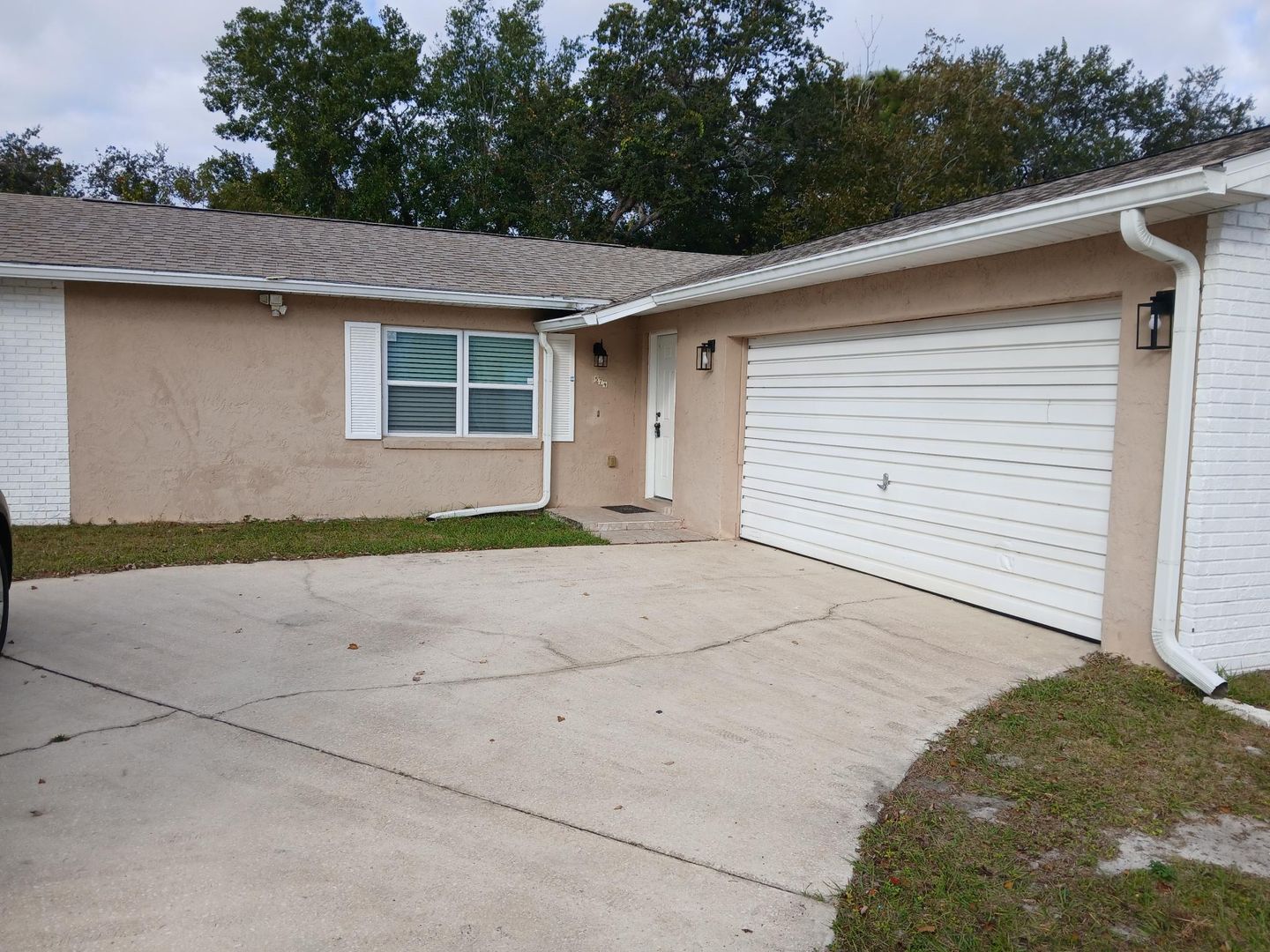 Apopka House: 574 Autumn Drive