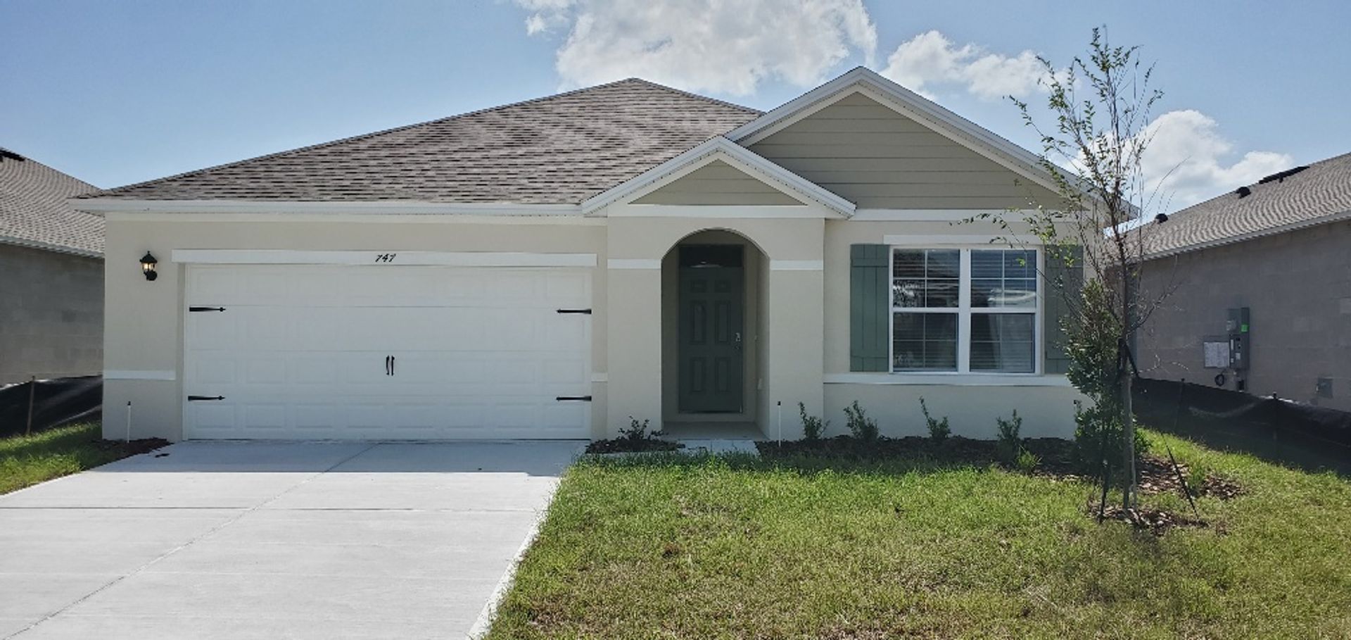 Winter Haven House: 747 Squires Grove Drive