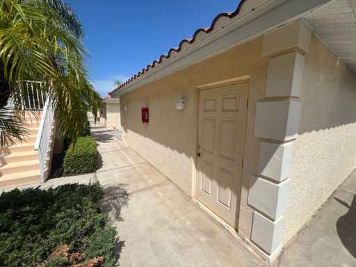 Your Florida Oasis Awaits – 3 Bed, 2 Bath Luxury Condo in Venice! – photo 1