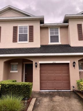 ***RENTED-NOT CURRENTLY AVAILABLE***Central Sarasota 3-bed, 2.5-bath, Town-home, Gated Community, Pool, For Rent – photo 1