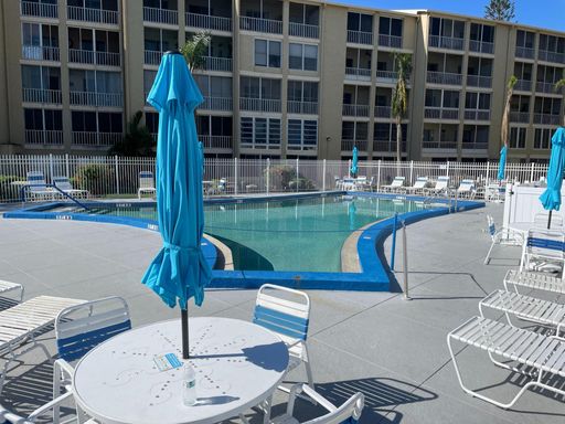 ***RENTED-NOT CURRENTLY AVAILABLE*** MUST BE 55+YEARS OLD! Charming Remodeled 2-Bed, 1-Bath Condo Charming Partially Furnished or Unfurnished 2-bedroom at Bayshore On the Lake 55+ Senior Community, Available for Rent in Beautiful Bradenton, FL! – photo 1