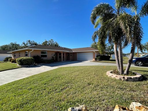 ***RENTED-NOT CURRENTLY AVAILABLE*** Spacious, Beautiful, Clean, 3-bed, 2-bath, 2-car in Gulf Gate Sarasota For Rent – photo 1