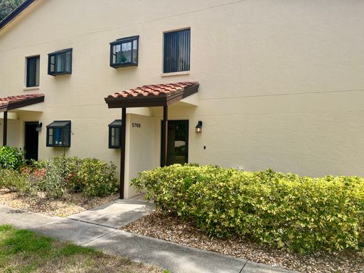 Move-In Ready 1-bed, 1-bath, Sarasota Condo off University Pkwy for rent! – photo 1