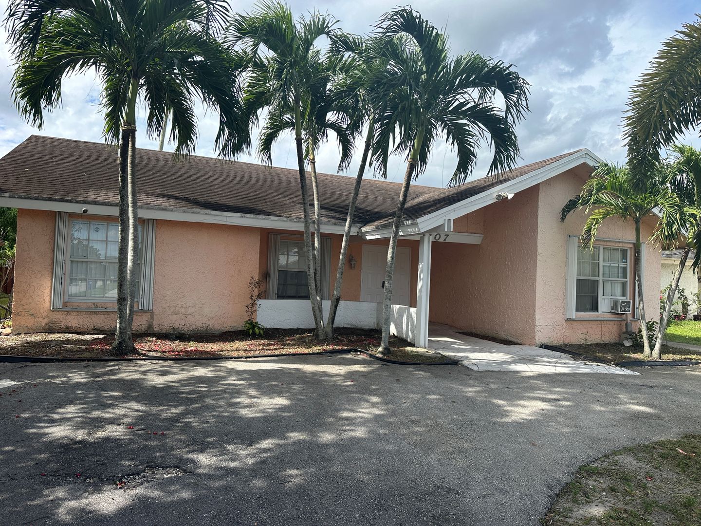 North Lauderdale House: 1107 SW 83rd Ave,