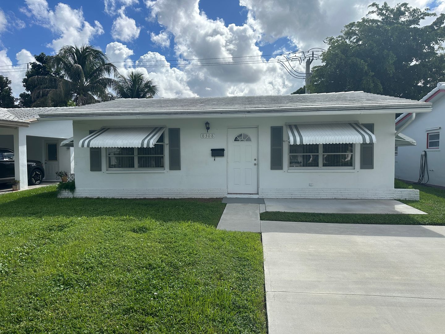 Tamarac House: 8308 NW 57th Ct