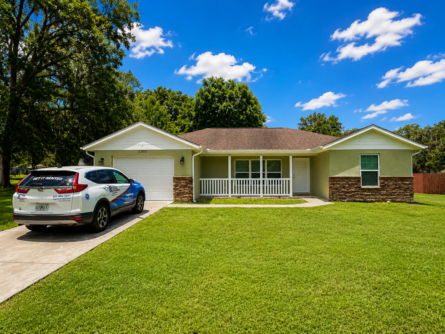 Belleview House: 5300 SE 115th Place