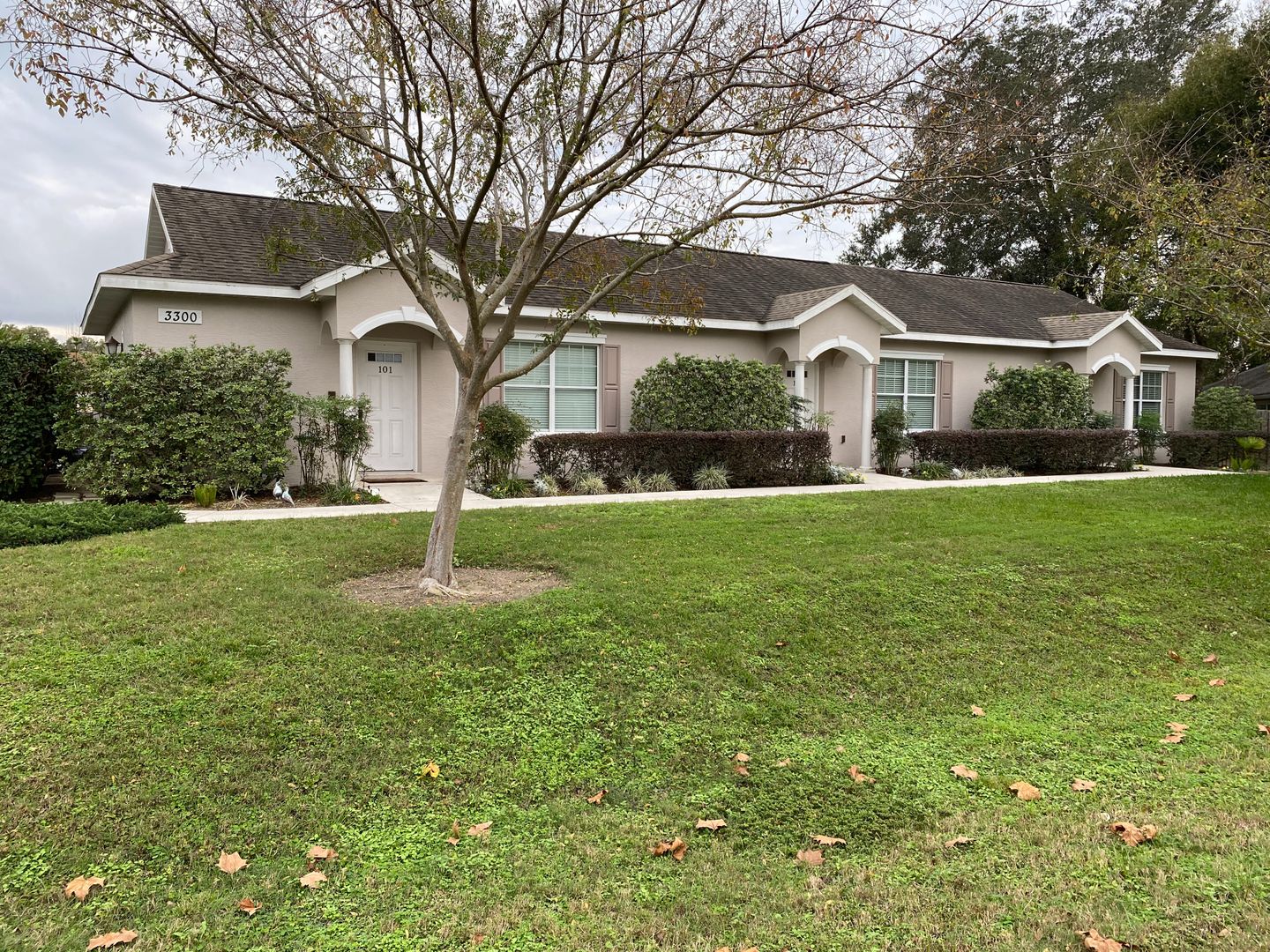 Ocala Apartment: 3300 SW 26th St
