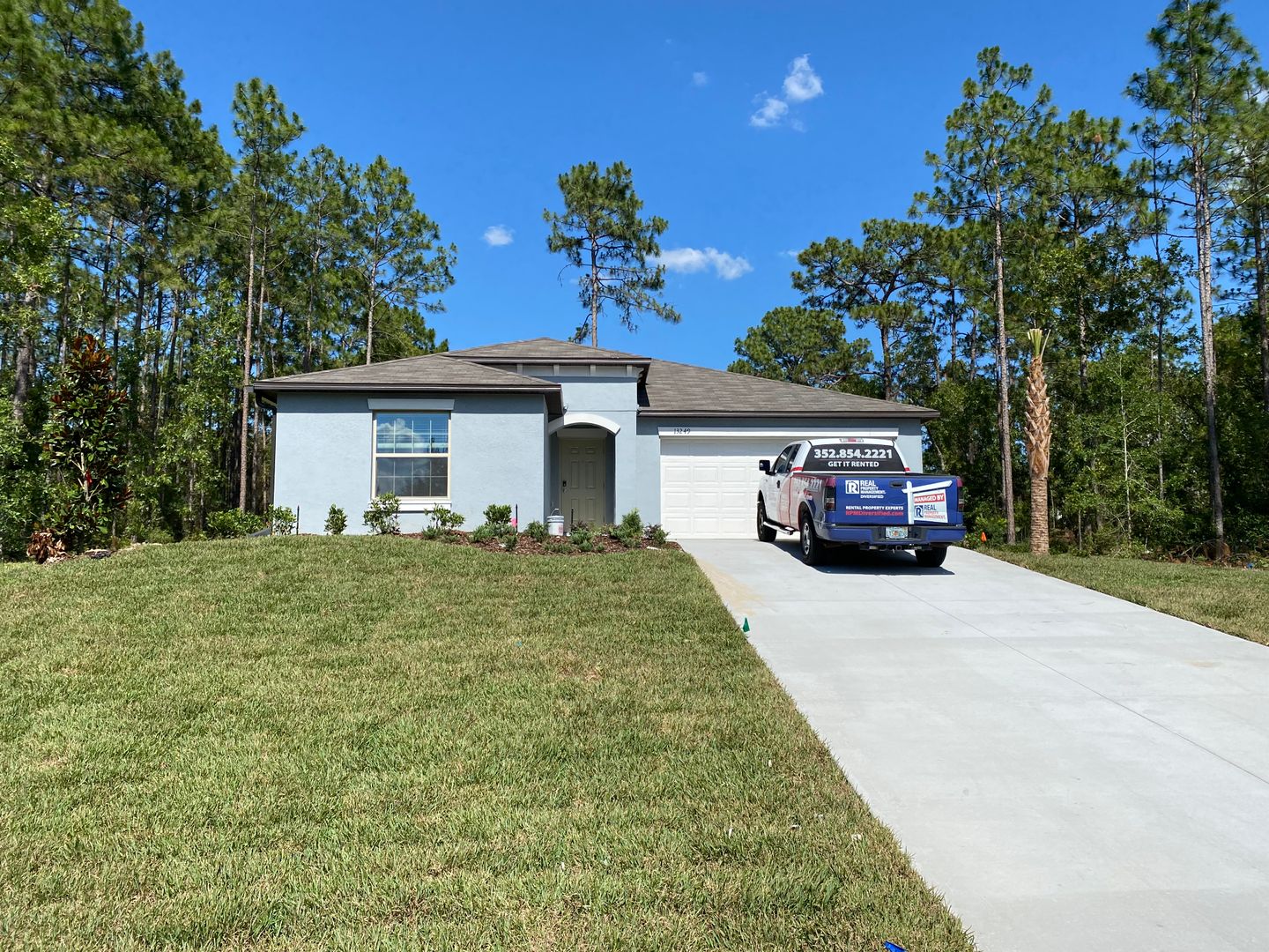 Ocala House: 13249 SW 77th Ave