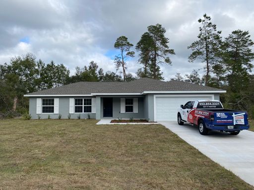 Desirable SW Ocala Neighborhood 4/2/2 *WON'T LAST* – photo 1