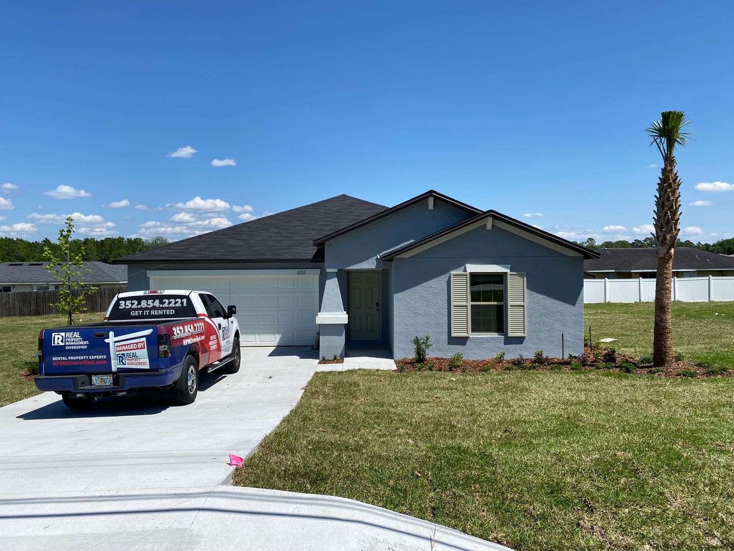 Belleview House: 12213 SE 100th Ave