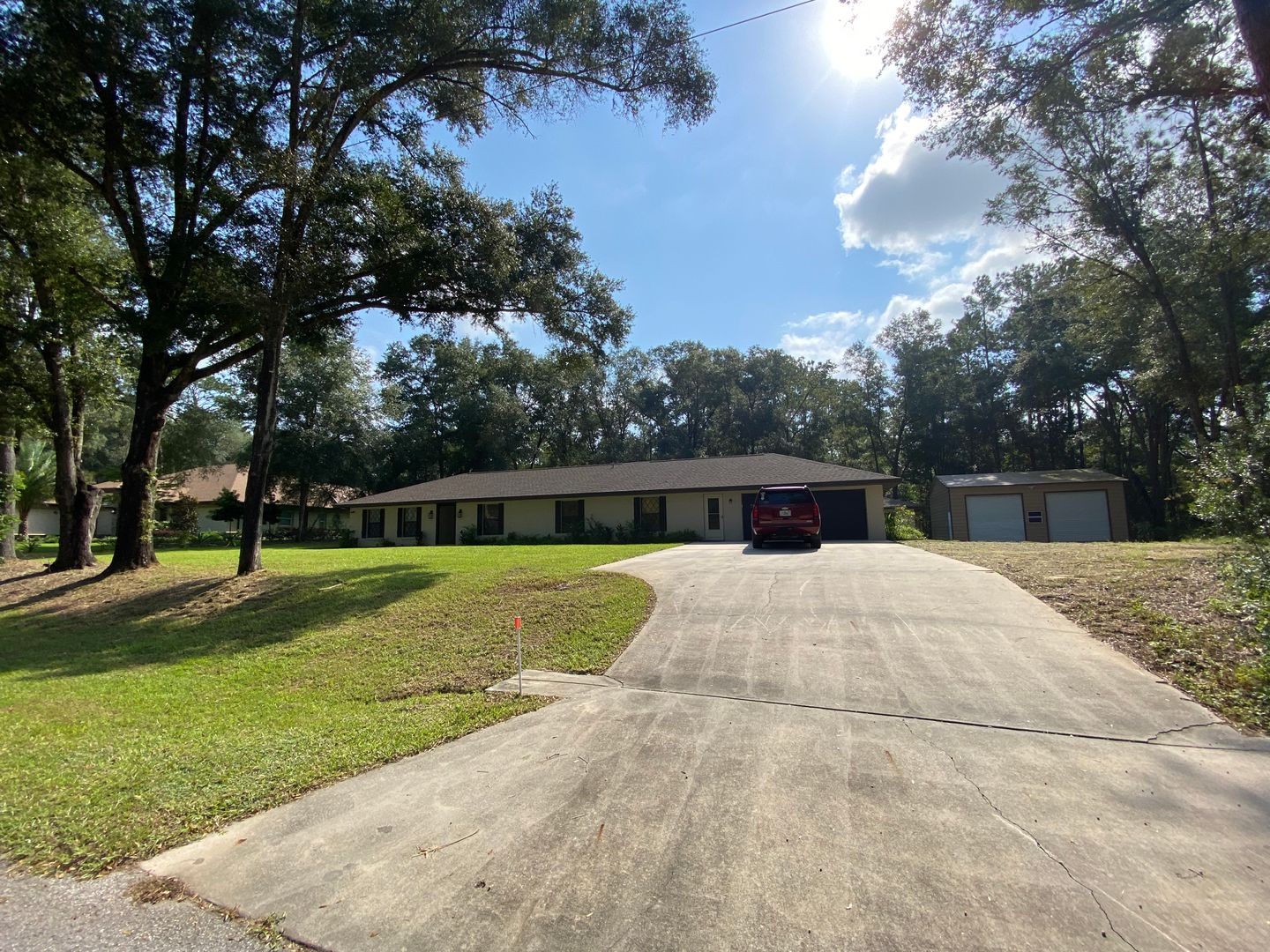 Dunnellon House: 10190 SW 202nd Circle