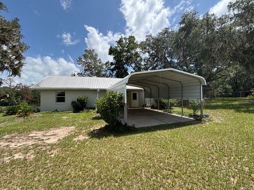 Large 2/2 in the country - No carpet