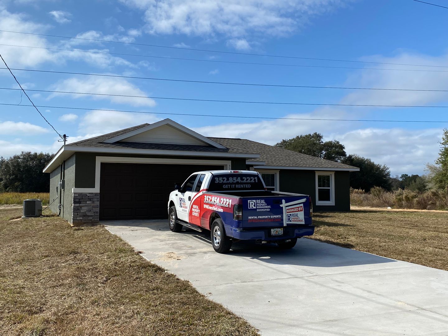 Ocala House: 309 Locust Rd