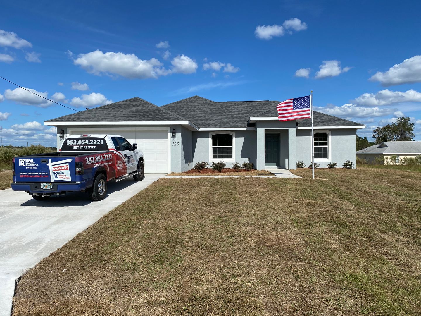 Ocala House: 123 Juniper Loop
