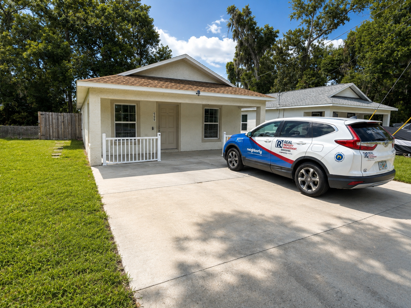 Ocala House: 986 NW 1st St.