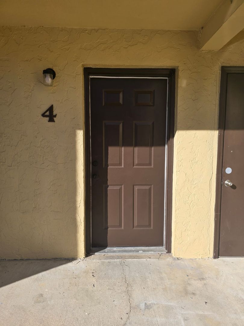 Ocala Apartment: 1949 SW 30th Ct
