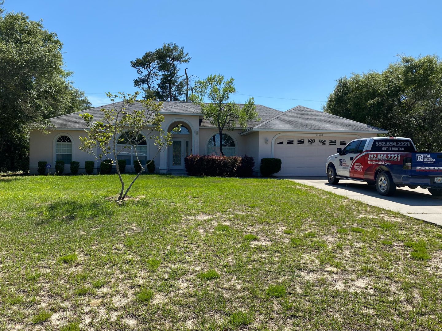 Ocala House: 15980 SW 27th Ave Rd