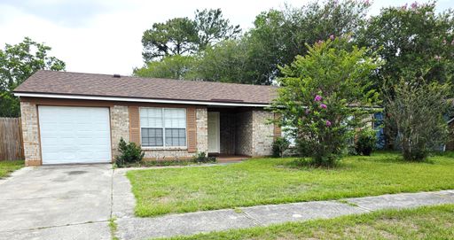 4 Bd/2 Ba Home with Large Backyard and ONE MONTH FREE RENT! – photo 1