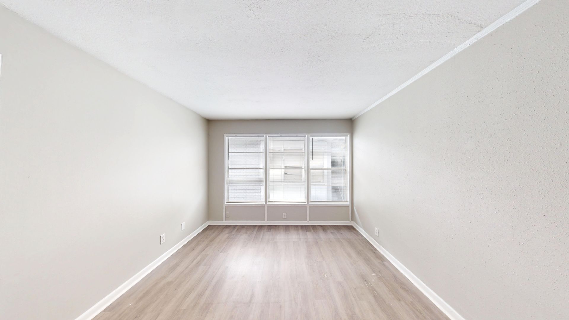 Jacksonville Apartment: 2877 Post Street Unit 05
