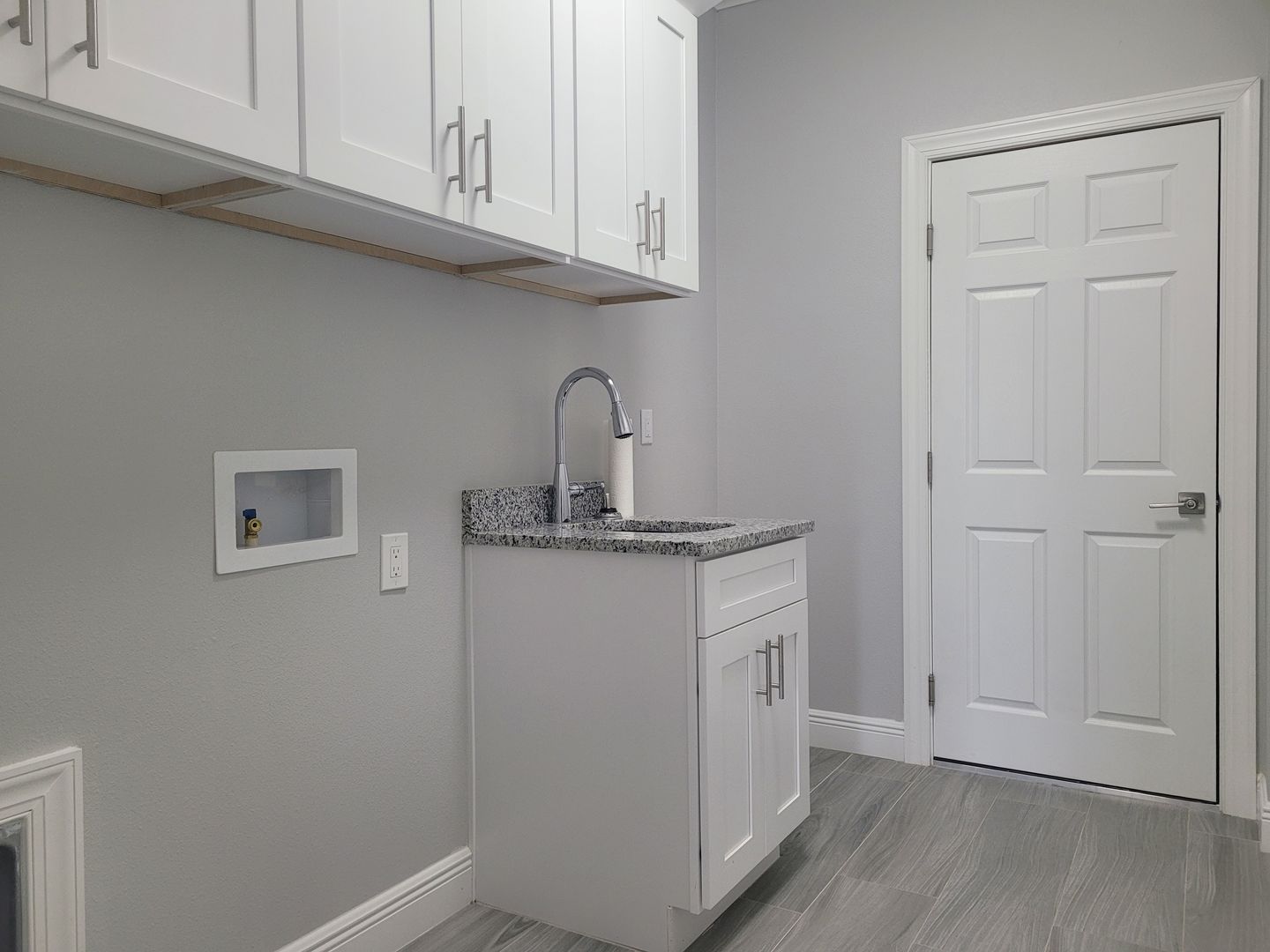 Laundry room at 13032 AGATHA LN