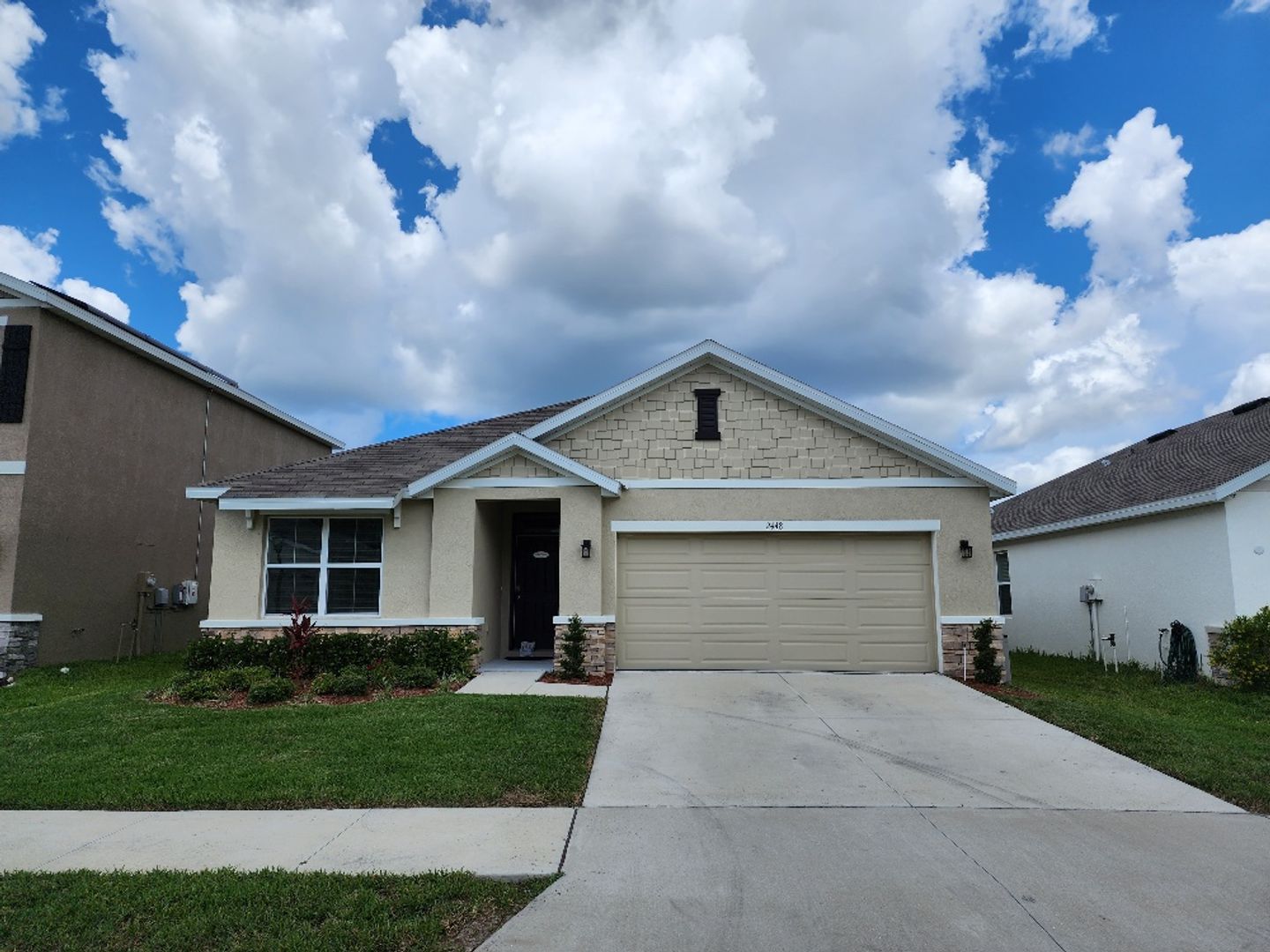 Brandon House: 2448 Knight Island Dr
