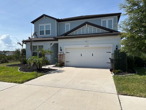 ***Amazing 5-bedroom, 4-bathroom, home available now*** – photo 1