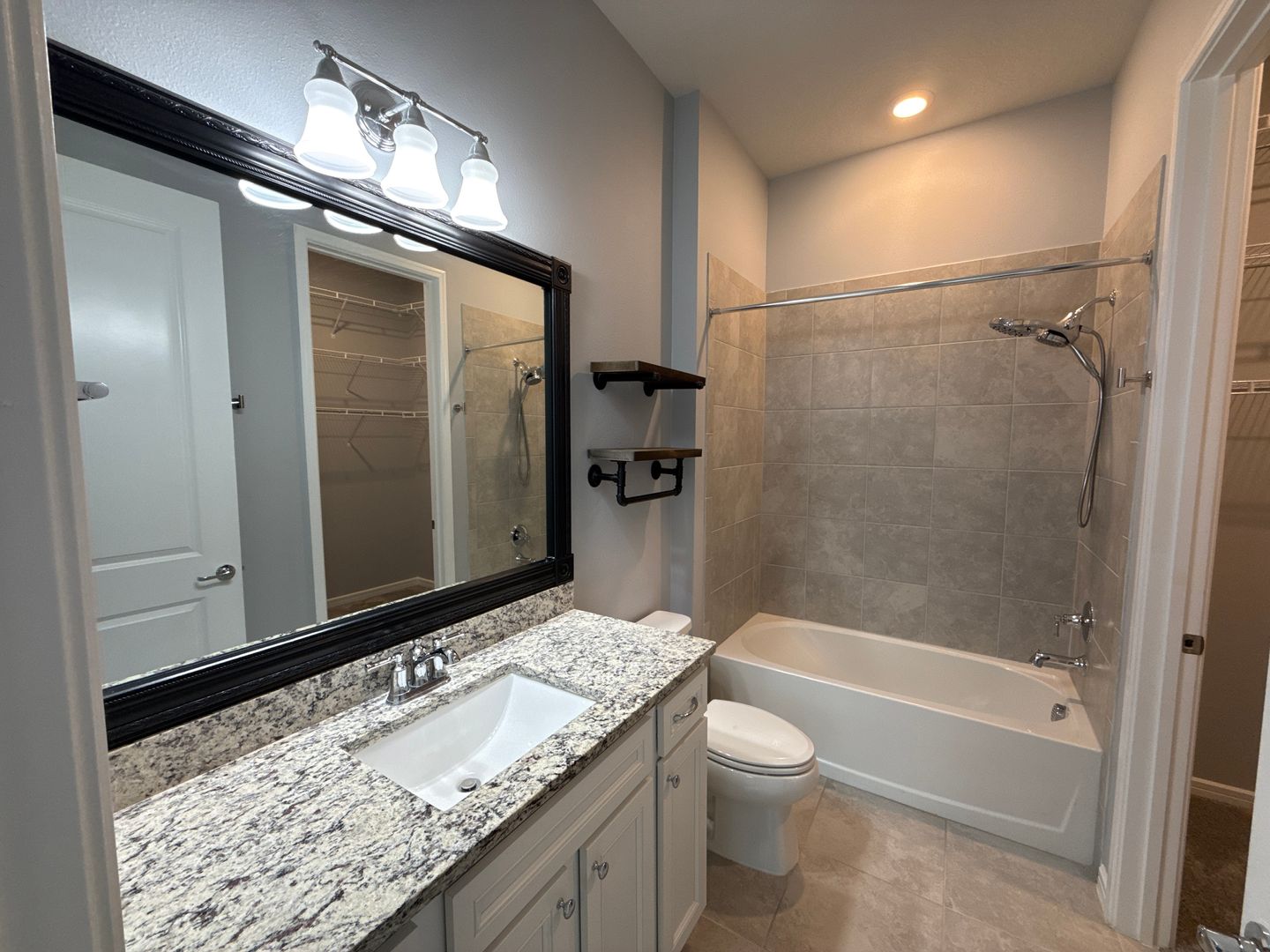 Riverview, 12970 Brookside Moss Dr. 5 of 12