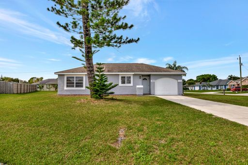 2502 SE CALADIUM CT, PORT ST. LUCIE, FL – photo 1