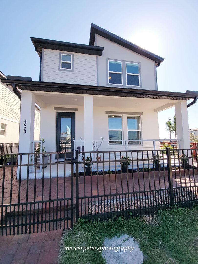 Saint Cloud House: 4692 Homestead Trail