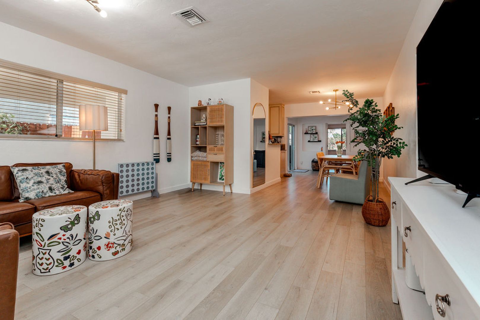 632 SW 8th Avenue 7 of 12
