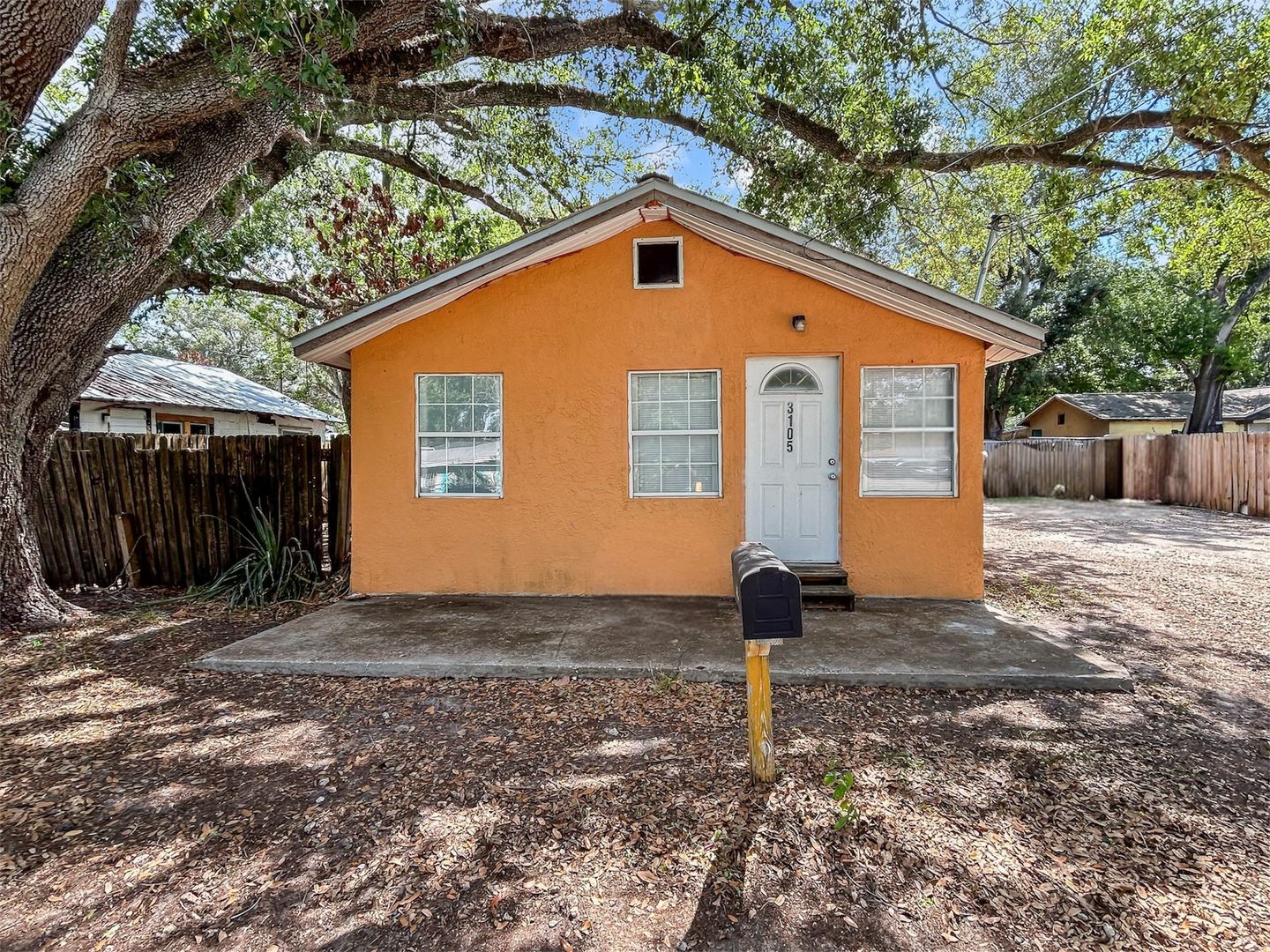 Tampa House: 3105 N 75th St