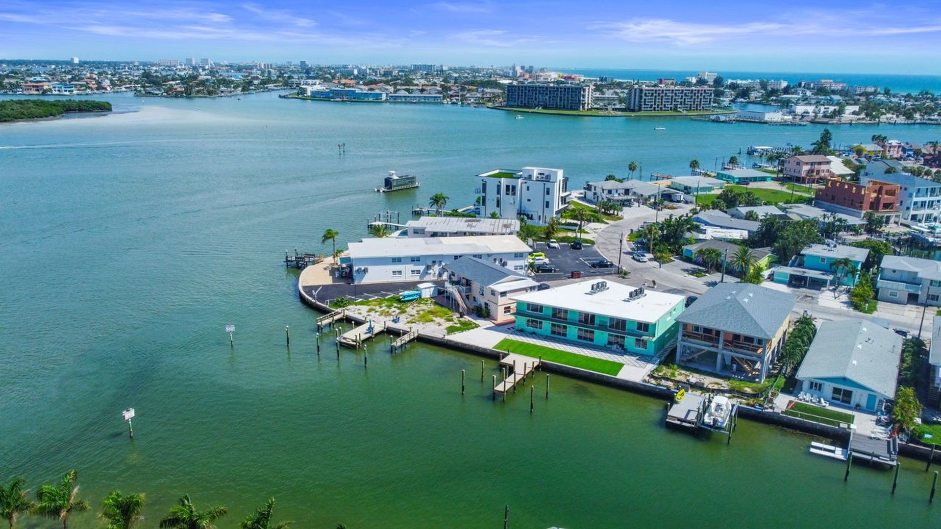 Madeira Beach Apartment: 503 129th Ave E