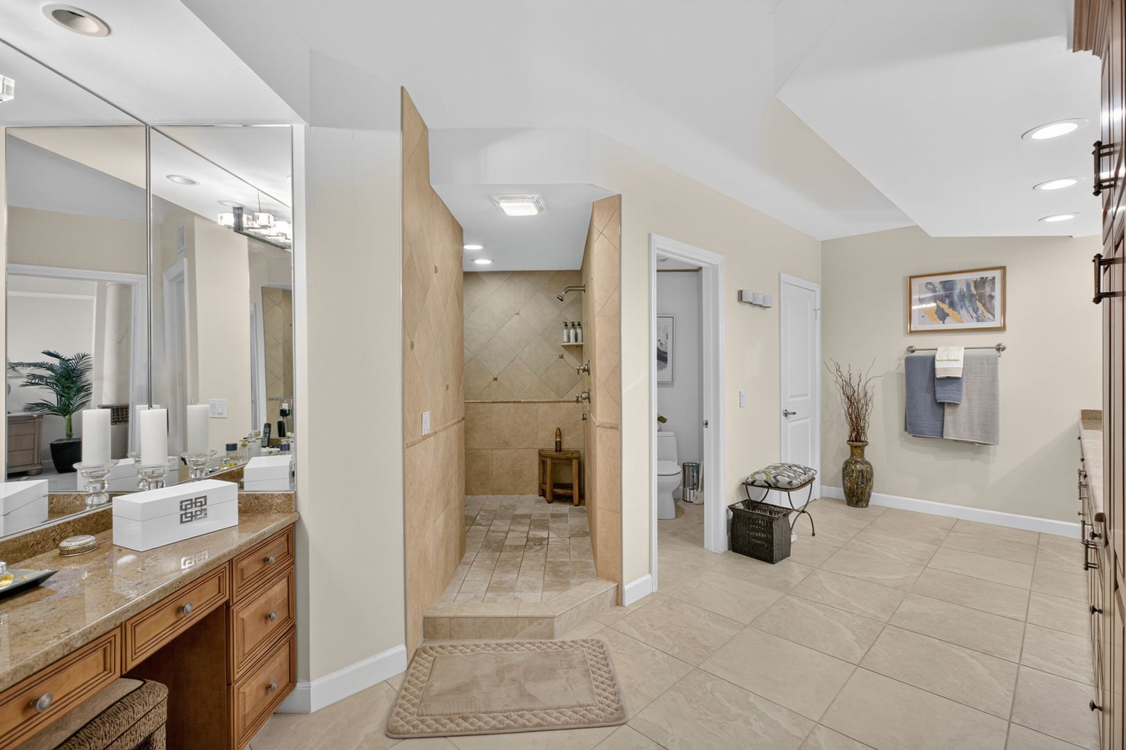 4041 Gulf Shore Blvd N Unit 1807 16 of 28