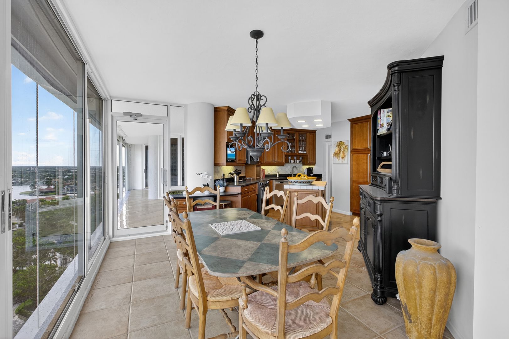 4041 Gulf Shore Blvd N Unit 1807 9 of 12