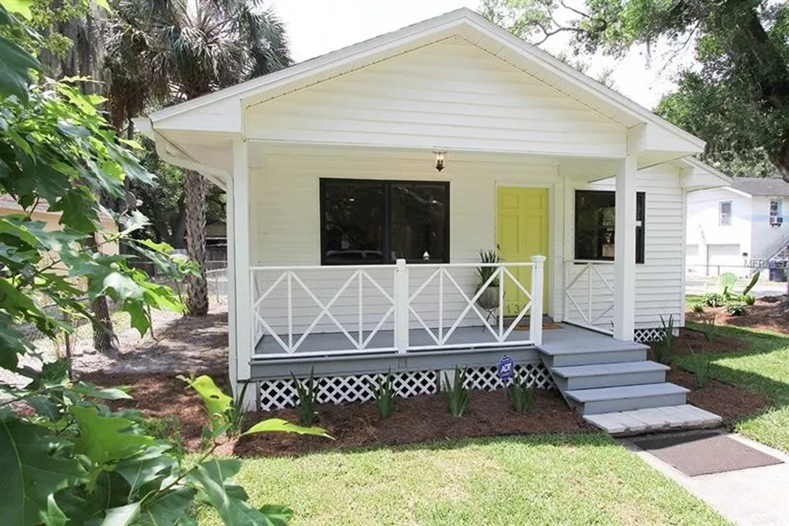 Tampa House: 1301 E Cayuga St