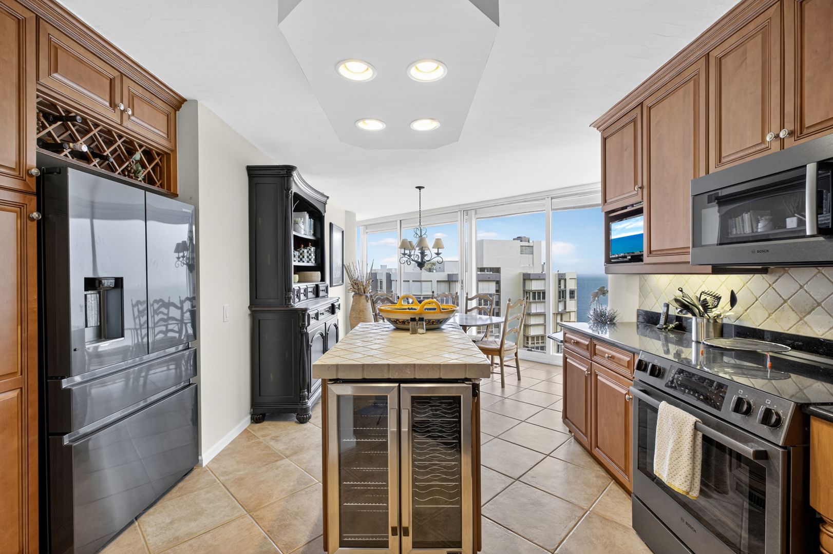 4041 Gulf Shore Blvd N Unit 1807 7 of 12