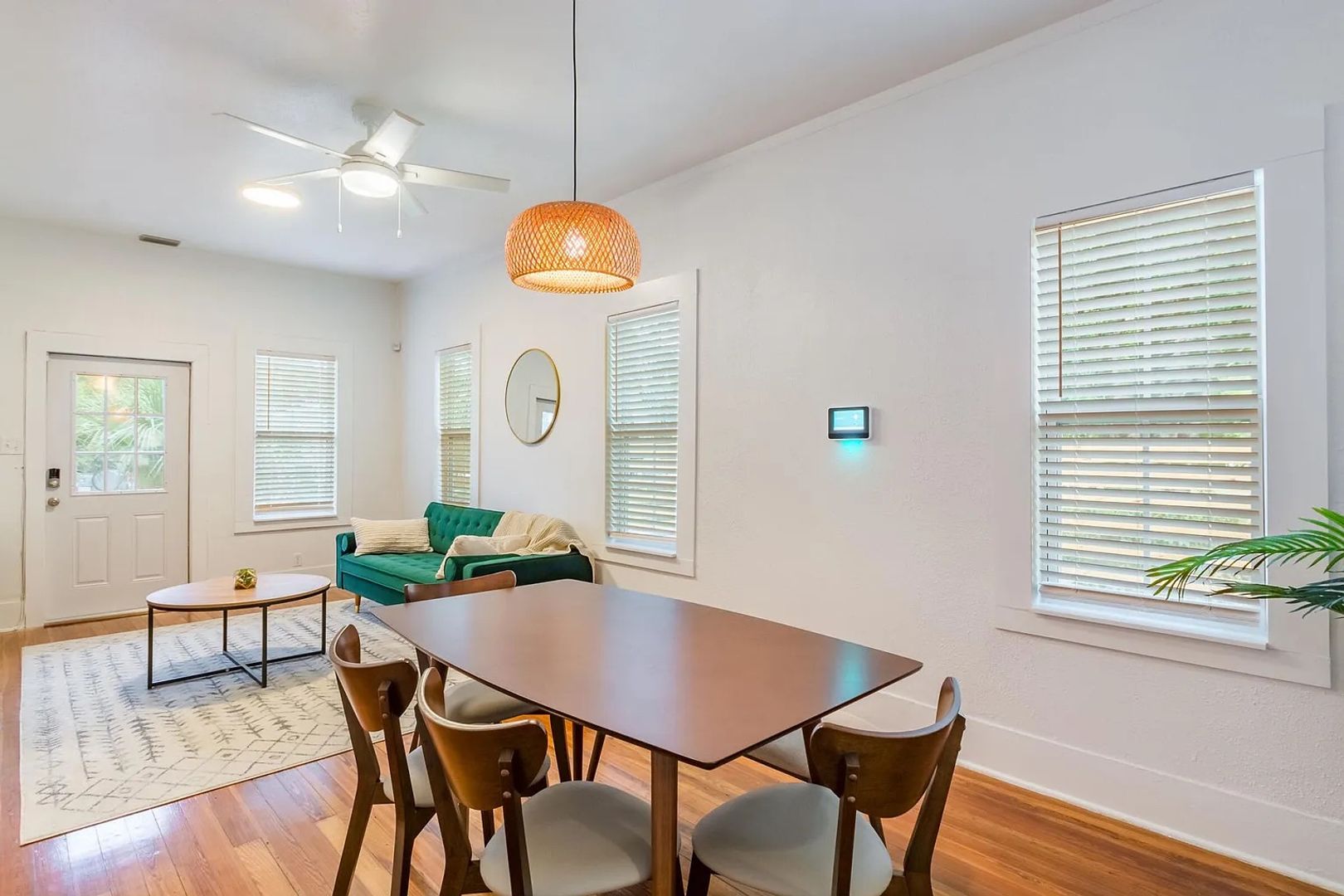 2812 N 27th St 18 of 25