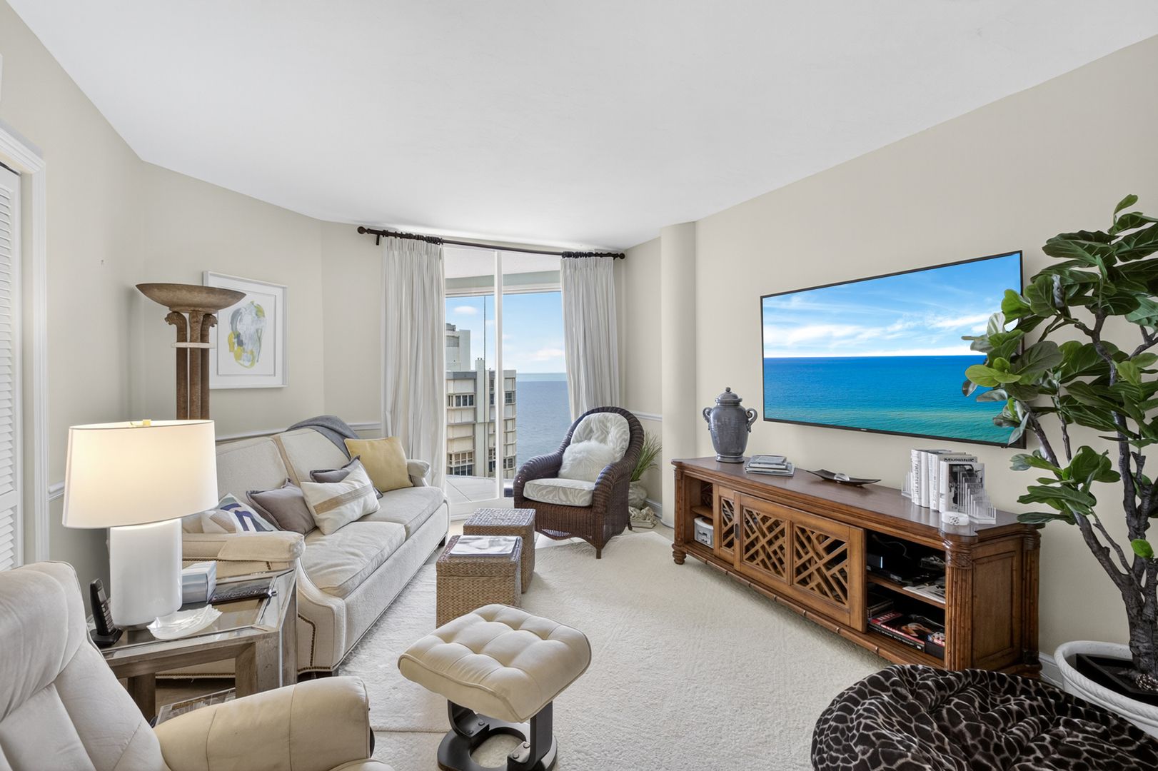 4041 Gulf Shore Blvd N Unit 1807 24 of 28