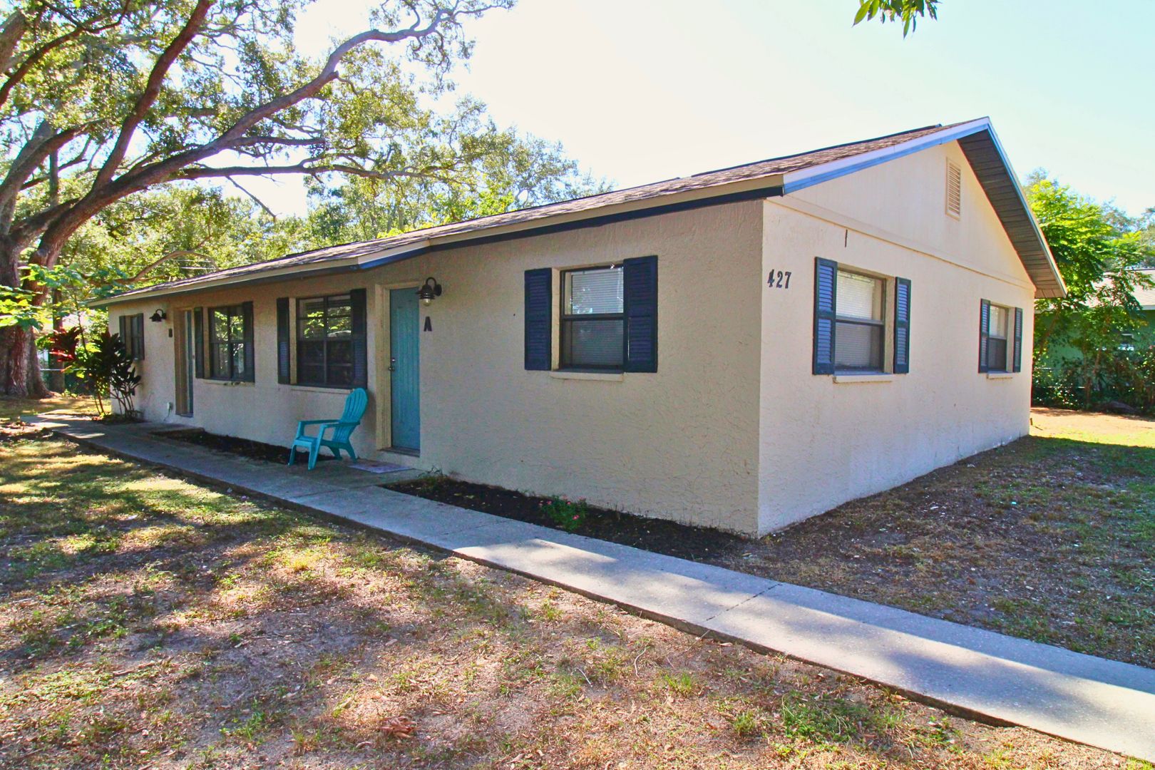 Largo Apartment: 427 6th Ave NE