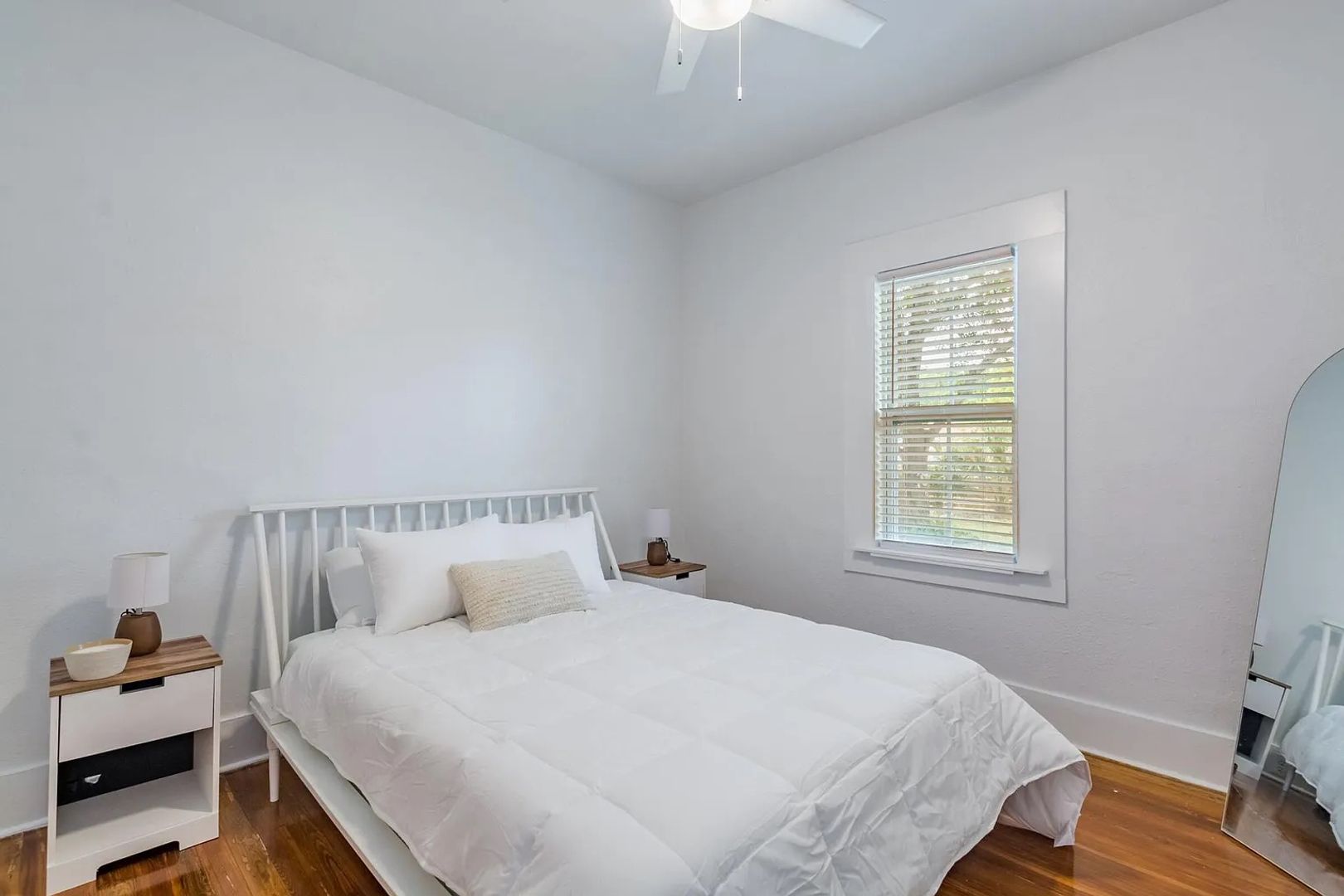 2812 N 27th St 8 of 8