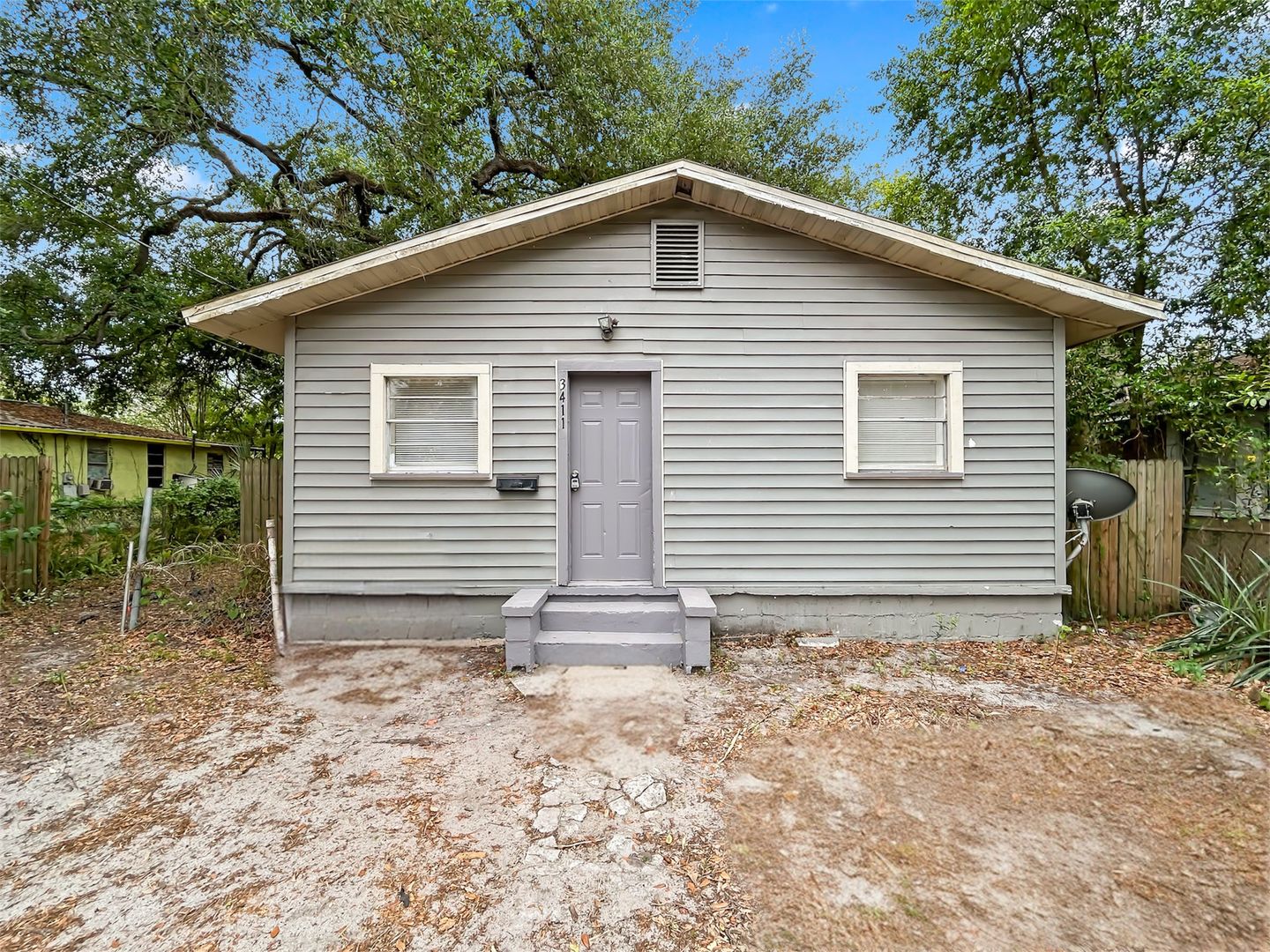 Tampa House: 3411 E 9th Ave