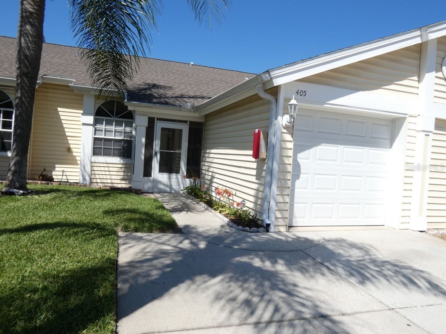 Largo Townhome: 1050 Starkey Rd APT 405