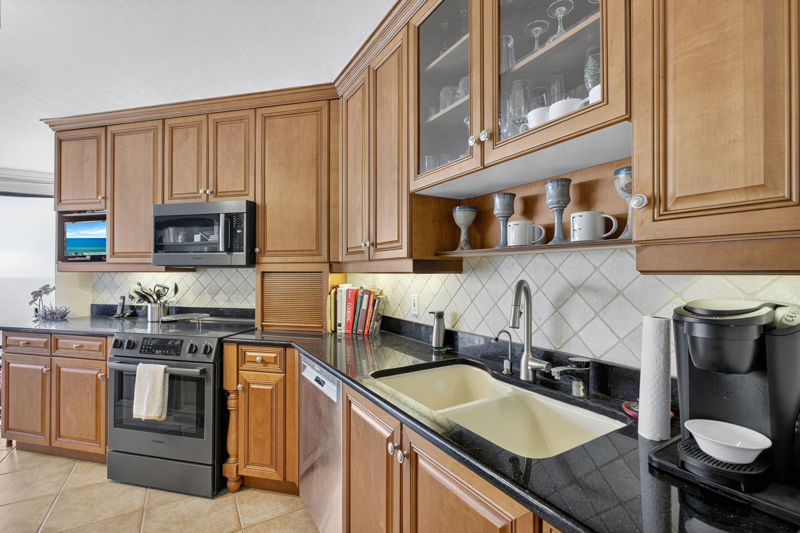 4041 Gulf Shore Blvd N Unit 1807 10 of 12