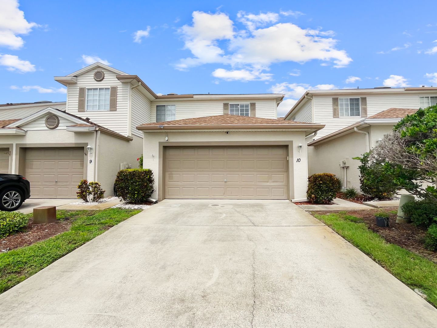Kenneth City Townhome: 6400 46th Ave N APT 10