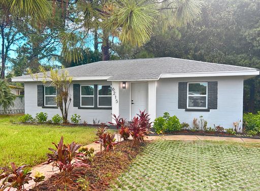 Newly Renovated 2-Bed, 1-Bath Duplex with Modern Upgrades – photo 1