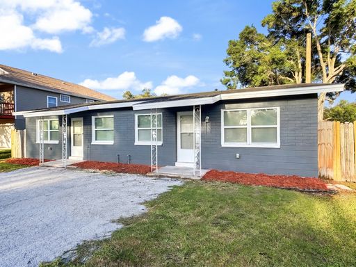 Must See This Completely Renovated Duplex in the Heart of Gulfport! 2bed | 1bath