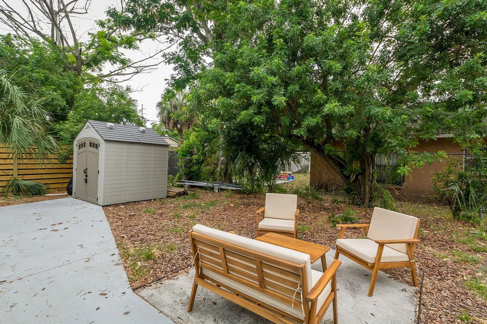 2812 N 27th St 24 of 25