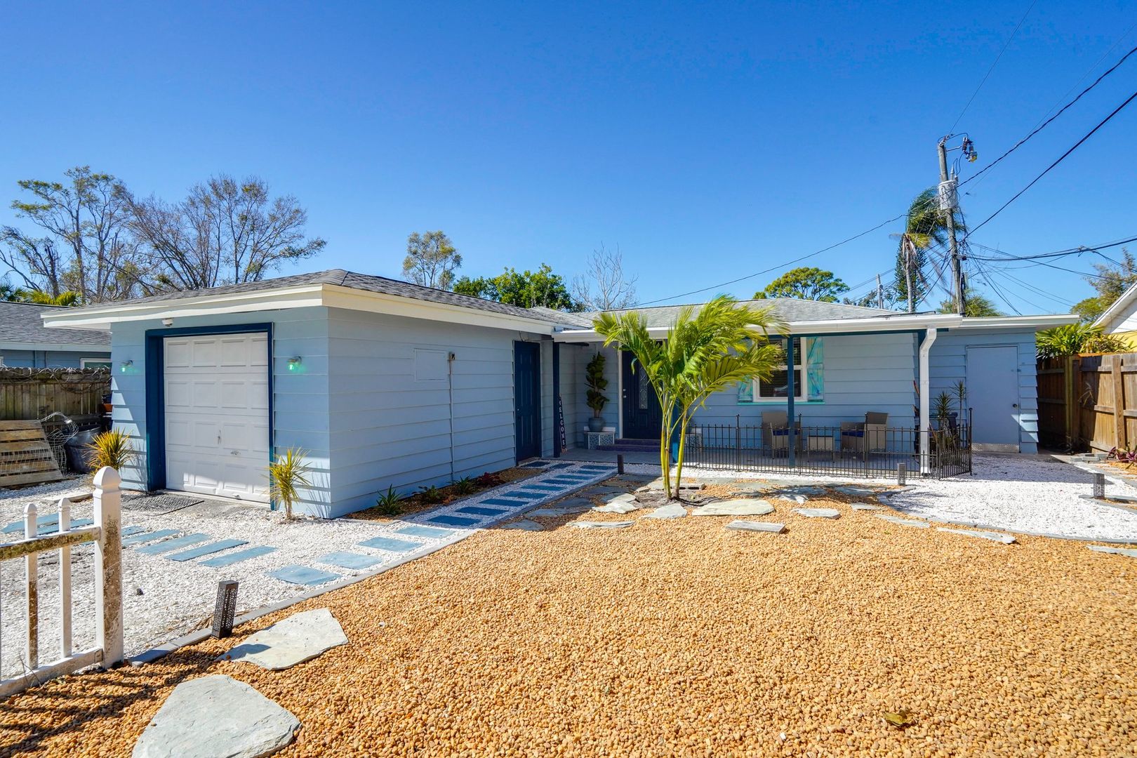 Sarasota House: 5020 Swift Rd