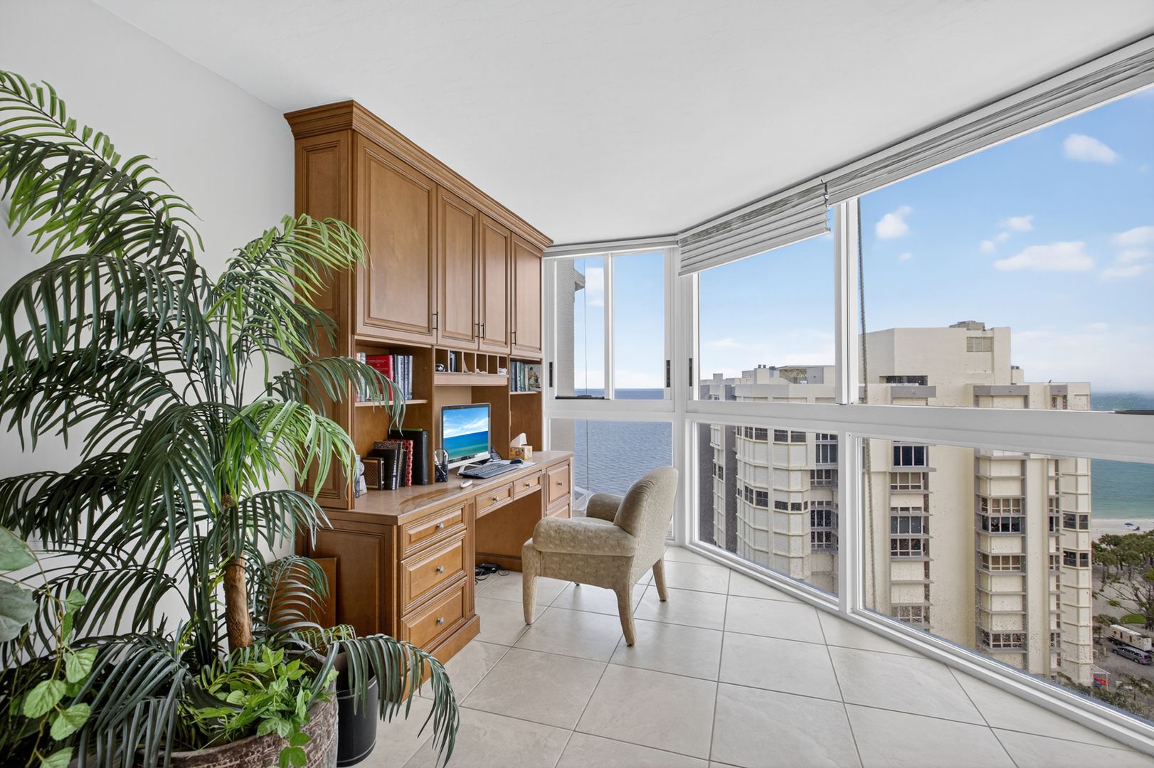 4041 Gulf Shore Blvd N Unit 1807 15 of 28