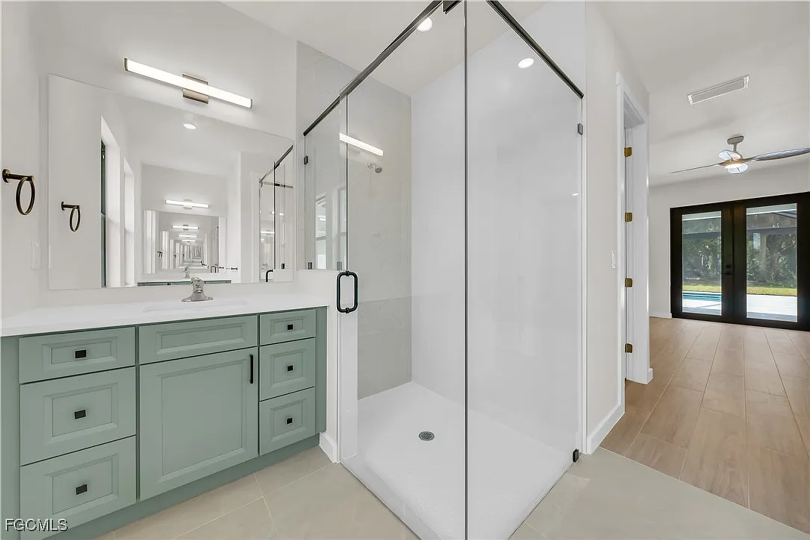 2719 2nd St NW 24 of 35
